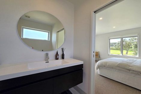 Photo of property in 117 The Fairway, Matarangi, Whitianga, 3592