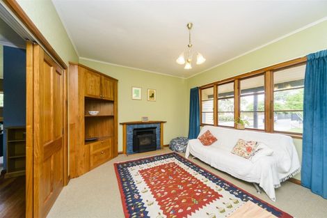 Photo of property in 11 Park Road, West End, Palmerston North, 4412