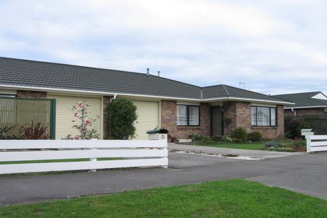 Photo of property in 9b Fairs Road, Milson, Palmerston North, 4414