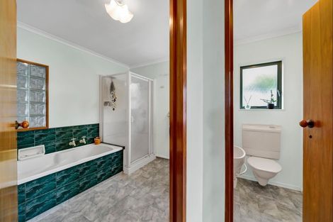 Photo of property in 339a Devon Street West, New Plymouth, 4310