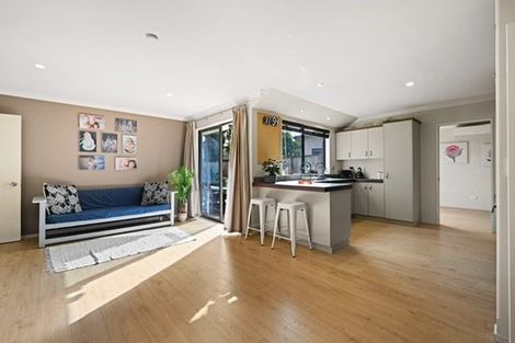 Photo of property in 4 Azure Place, Huntington, Hamilton, 3210