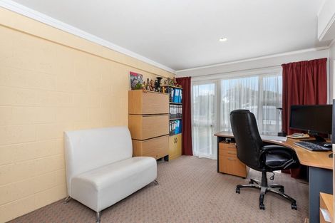 Photo of property in 4 Samuel Place, Queenwood, Hamilton, 3210