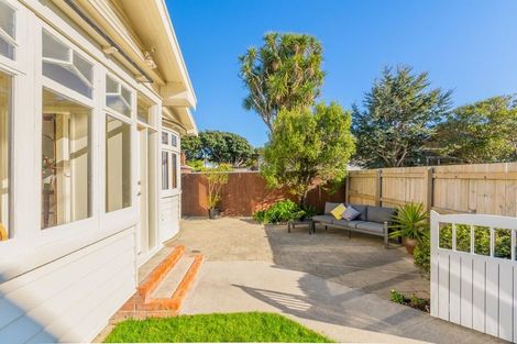 Photo of property in 10a Puriri Street, Miramar, Wellington, 6022