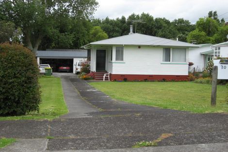 Photo of property in 30 House Avenue, Mangere Bridge, Auckland, 2022