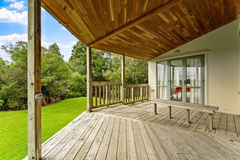 Photo of property in 224 Whitehills Road, Waitoki, Silverdale, 0994