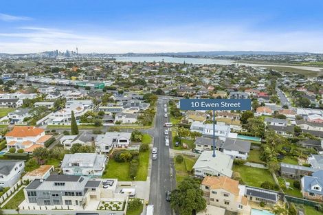 Photo of property in 10 Ewen Street, Takapuna, Auckland, 0622