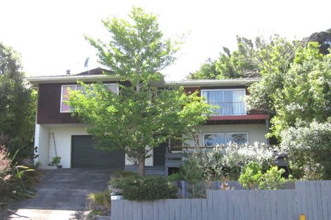 Photo of property in 76 Hadfield Street, Beach Haven, Auckland, 0626
