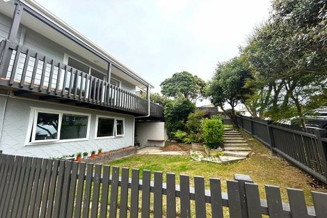 Photo of property in 4 Latitude Close, Whitby, Porirua, 5024