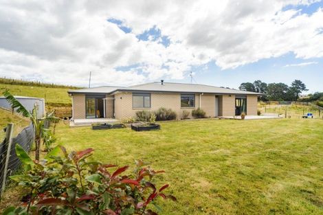 Photo of property in 149 Albert Road, Tokomaru, Palmerston North, 4474