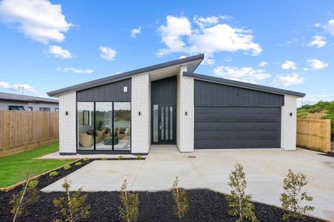 Photo of property in 65 Clarks Beach Road, Clarks Beach, 2122