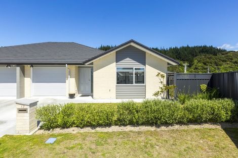 Photo of property in 17 Chalfont Road, Silverstream, Upper Hutt, 5019