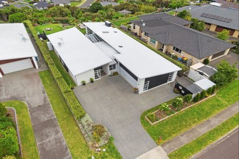 Photo of property in 16 Holyoake Terrace, Omokoroa, 3114