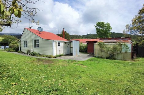 Photo of property in 9 Sale Street, Ross, 7812