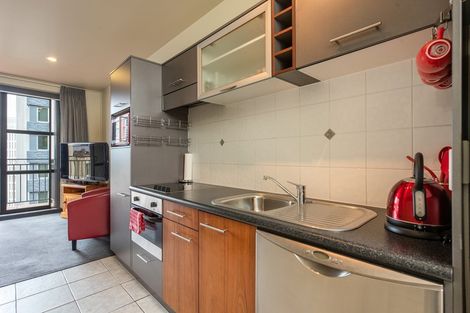 Photo of property in Atrium Towers, 6a/154 The Terrace, Wellington Central, Wellington, 6011