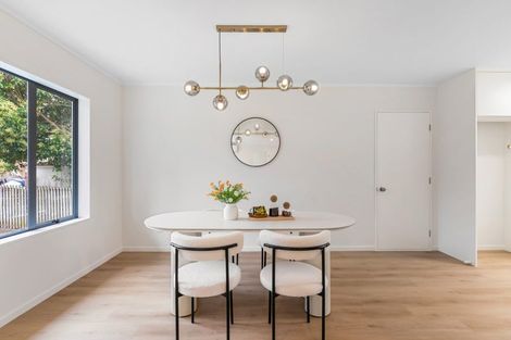 Photo of property in 710a Pakuranga Road, Howick, Auckland, 2010