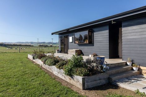 Photo of property in 709 Ongaonga Road, Ongaonga, Waipawa, 4272
