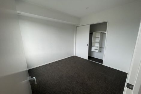 Photo of property in 35 Lewis Road, Pakuranga, Auckland, 2010