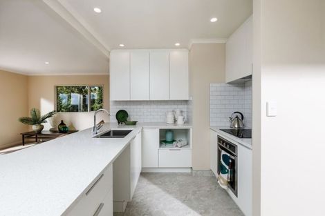 Photo of property in 22a Viridian Lane, Greenhithe, Auckland, 0632