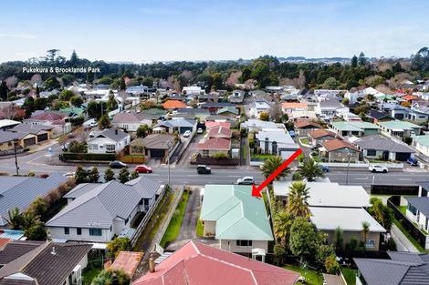 Photo of property in 148 Carrington Street, Lower Vogeltown, New Plymouth, 4310