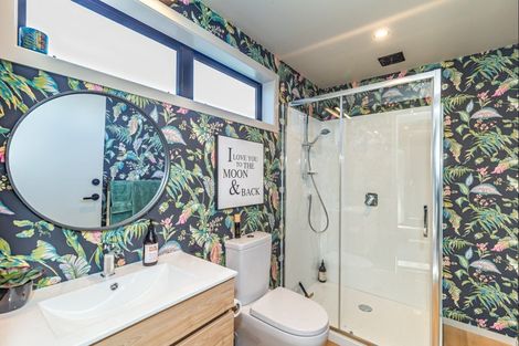 Photo of property in 61 Kent Avenue, Waitarere Beach, Levin, 5510