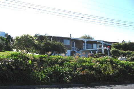 Photo of property in 1/94 Hebron Road, Waiake, Auckland, 0630