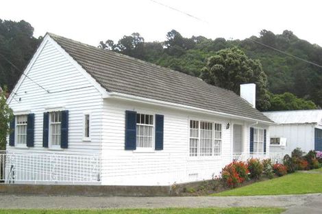 Photo of property in 34 Ludlam Street, Seatoun, Wellington, 6022