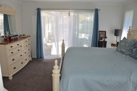 Photo of property in 1 Baccata Lane, Dannevirke, 4930