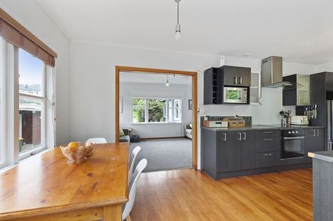 Photo of property in 62 Chester Road, Tawa, Wellington, 5028