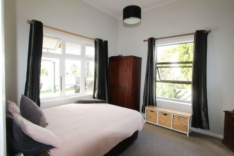 Photo of property in 15 Huia Street, Pahiatua, 4910