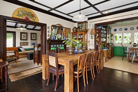 Photo of property in 32 Seapoint Road, Bluff Hill, Napier, 4110