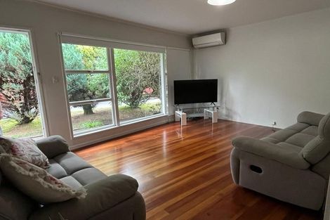Photo of property in 1/4 Raphoe Place, Ellerslie, Auckland, 1051