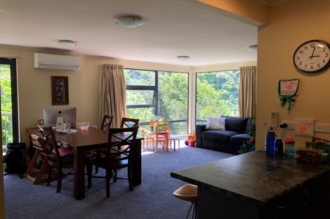 Photo of property in 5 Curtis Street, Karori, Wellington, 6012