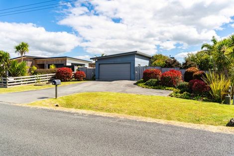 Photo of property in 64b Jack Boyd Drive, Mangawhai Heads, Kaiwaka, 0573