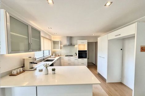 Photo of property in 60 Porritt Avenue, Chatswood, Auckland, 0626