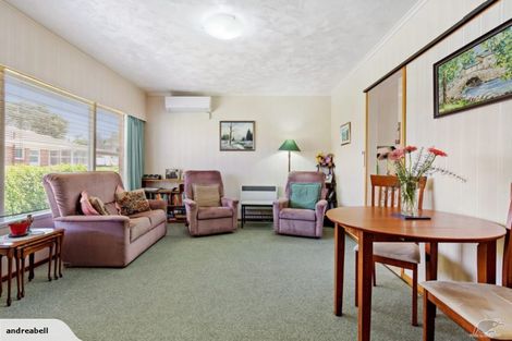Photo of property in 2/22 Inverness Road, Browns Bay, Auckland, 0630
