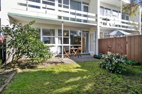 Photo of property in 5/110 Muritai Road, Eastbourne, Lower Hutt, 5013