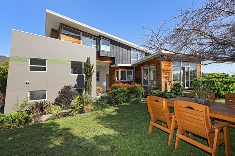 Photo of property in 20 Burbury Ridge, Havelock North, 4130