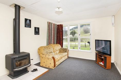 Photo of property in 3060 Tiniroto Road, Tiniroto, Manutuke, 4078