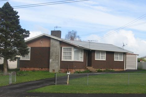 Photo of property in 57 Smiths Avenue, Papakura, 2110