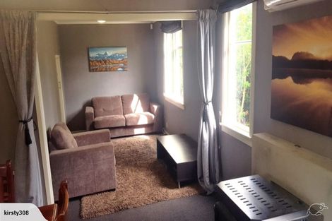 Photo of property in 19 Fraser Street, Waikiwi, Invercargill, 9810