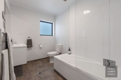 Photo of property in 99 Battalion Drive, Papakura, 2110