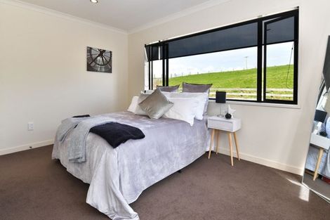 Photo of property in 1880 South Head Road, South Head, Helensville, 0874