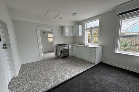 Photo of property in 28 Cressy Terrace, Lyttelton, 8082