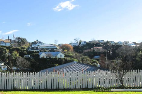 Photo of property in 12 Hadfield Terrace, Bluff Hill, Napier, 4110