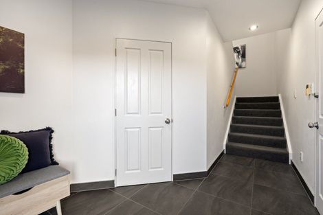 Photo of property in 7 Joseph Banks Drive, Whitby, Porirua, 5024