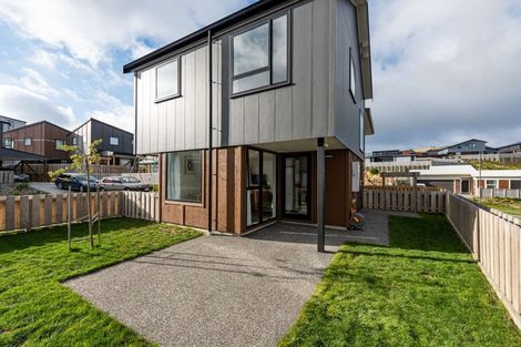 Photo of property in 6 Astelia Way, Woodridge, Wellington, 6037