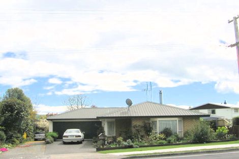 Photo of property in 2/49 Mere Road, Taupo, 3330