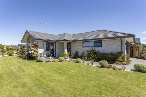 Photo of property in 18 Antill Street, Woodend, 7610