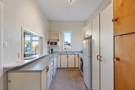 Photo of property in 56 Freyberg Street, Lyall Bay, Wellington, 6022