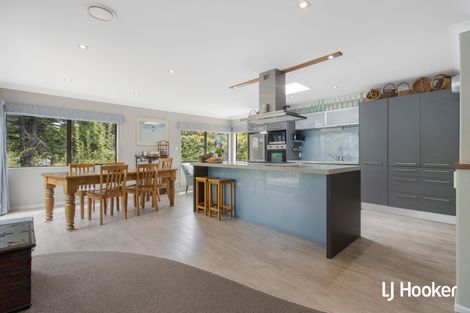 Photo of property in 35 Athenree Road, Athenree, Katikati, 3177